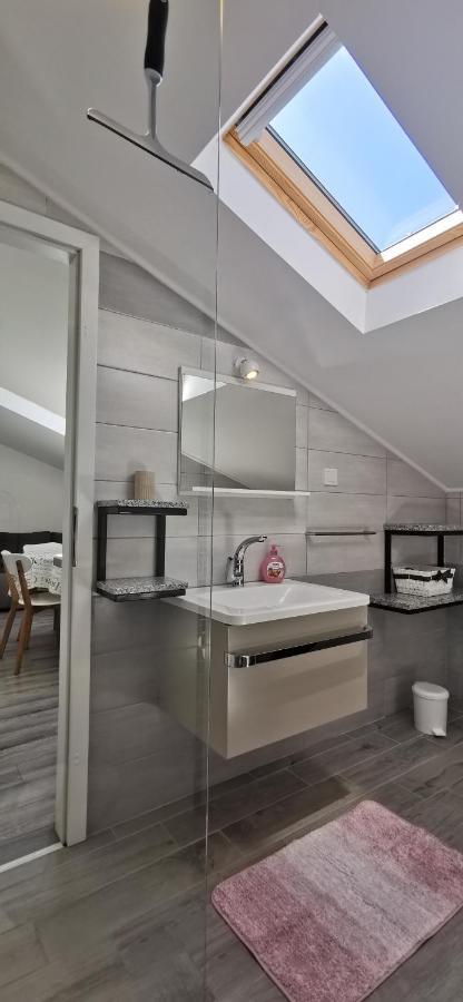 Apartments Angeline Ровінсько-Село Екстер'єр фото