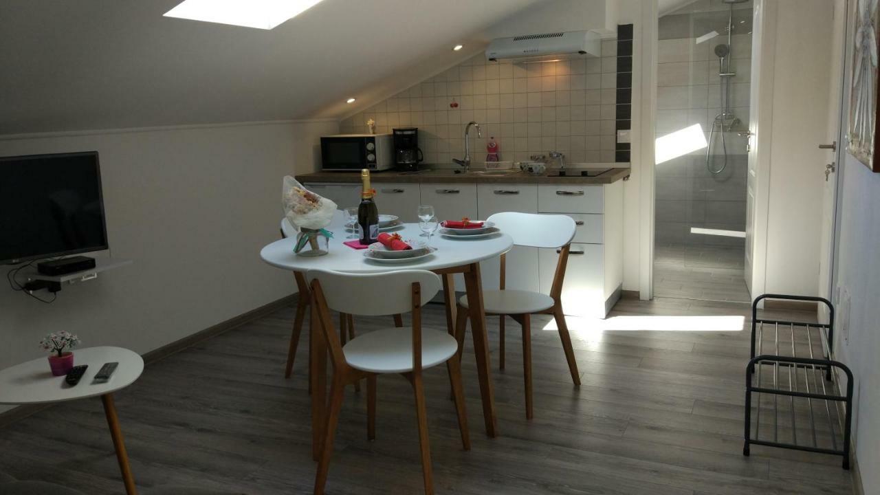 Apartments Angeline Ровінсько-Село Екстер'єр фото